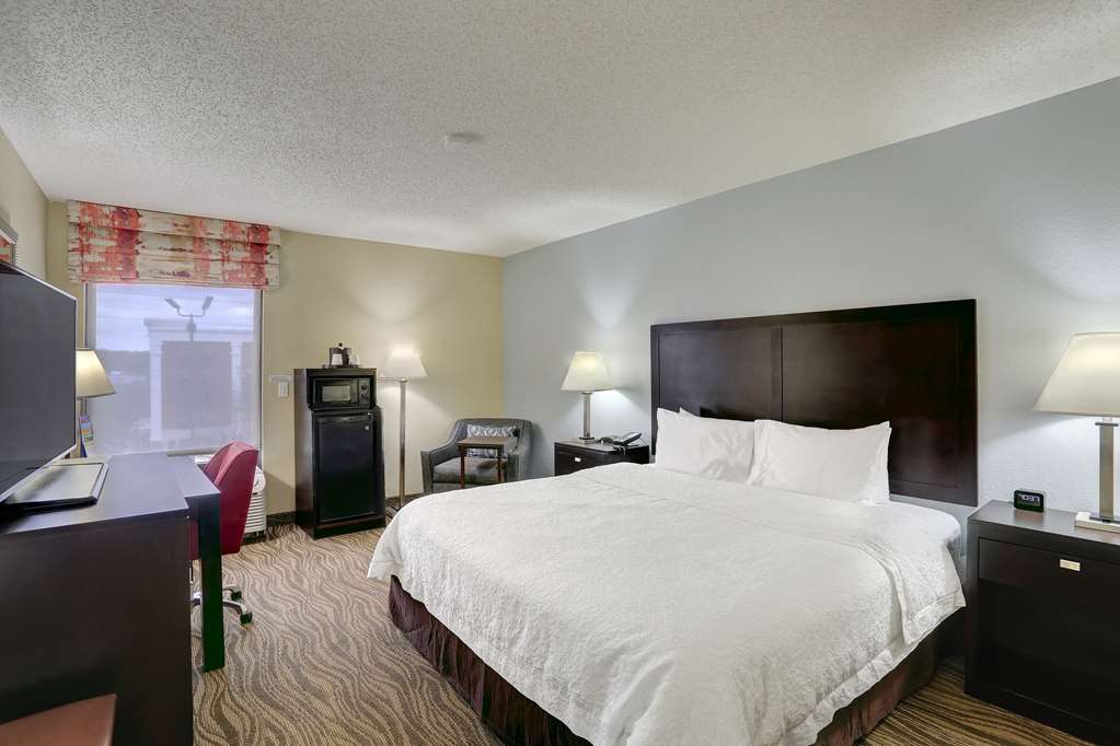 Hampton Inn Nashville-I-24 Hickory Hollow photo 2