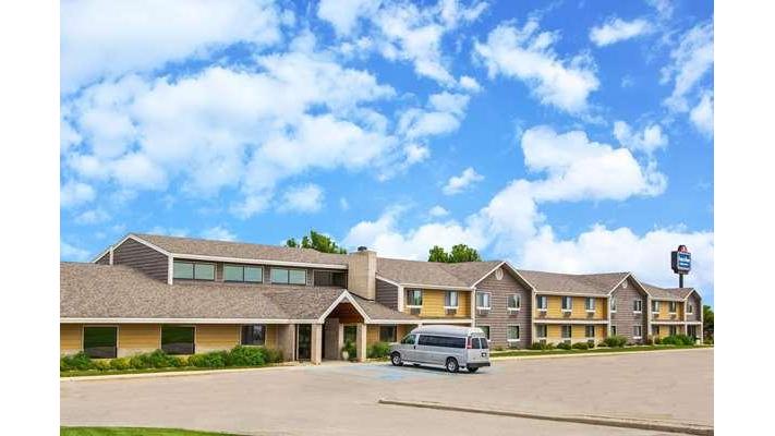 AmericInn by Wyndham Clear Lake