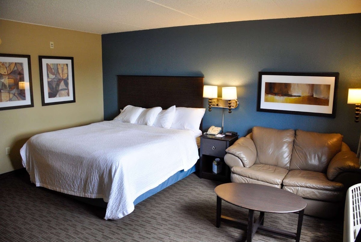 AmericInn by Wyndham Clear Lake photo 2