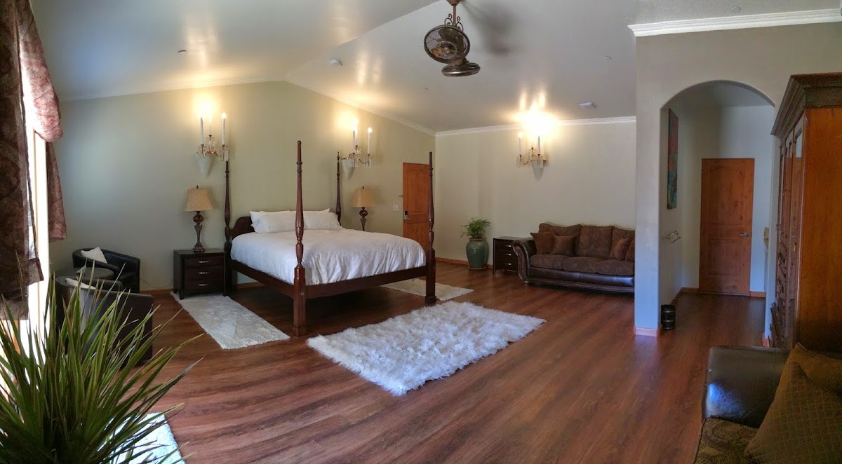 Hotel James photo 2