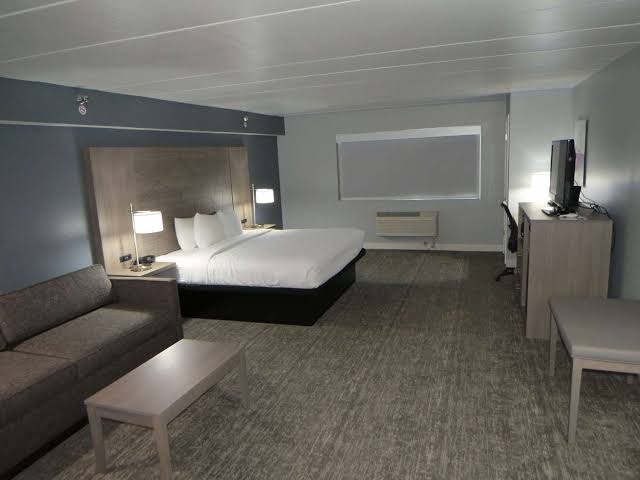 Best Western Fort Wayne I-69 North photo 2