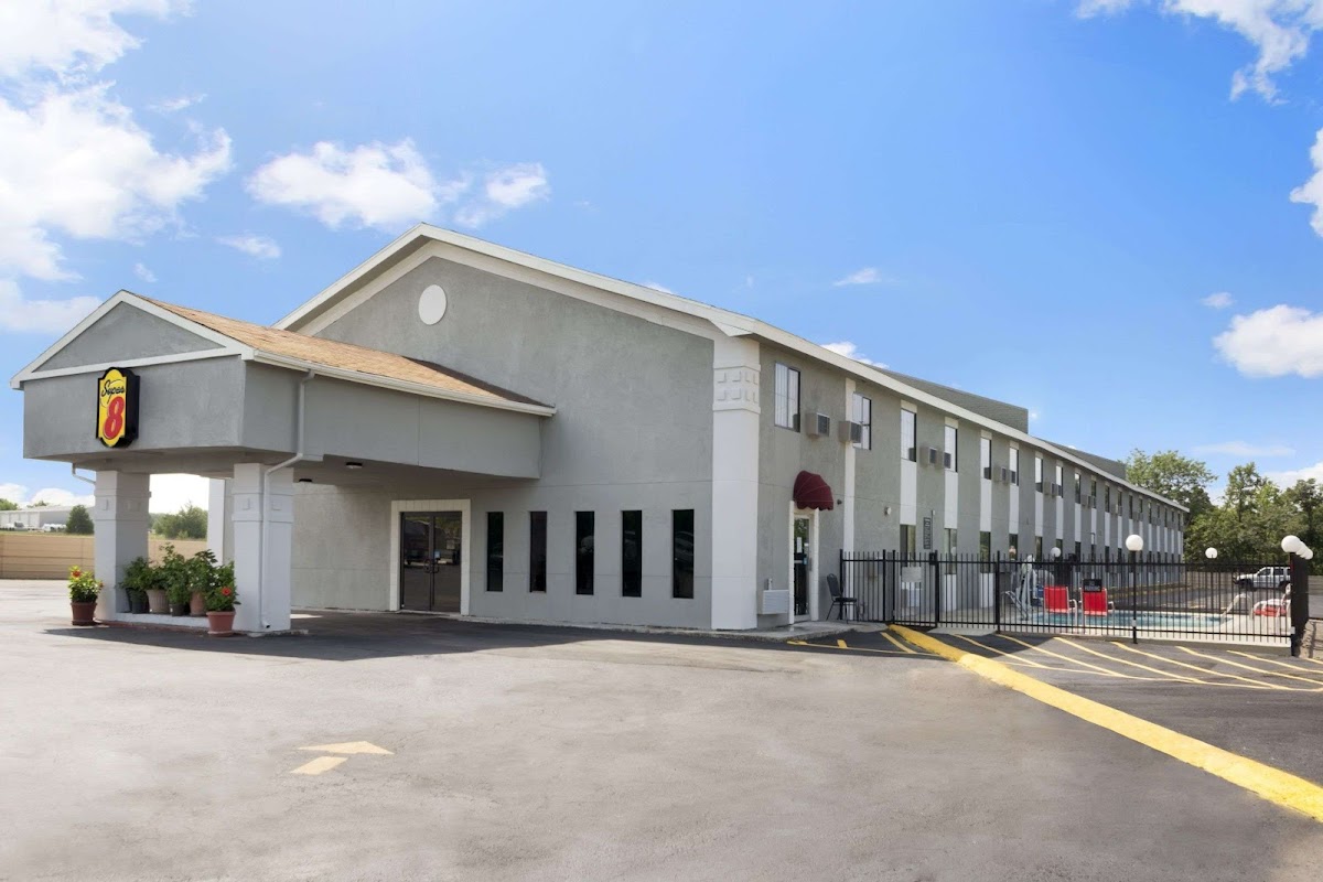 Super 8 by Wyndham Ardmore