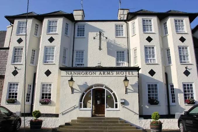 Nanhoron Arms Hotel