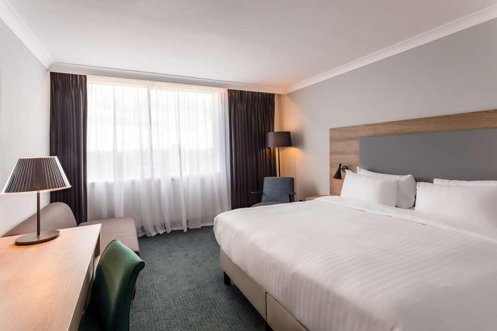 Radisson Hotel & Conference Centre London Heathrow photo 2