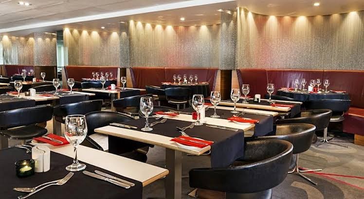 Radisson Hotel & Conference Centre London Heathrow photo 3