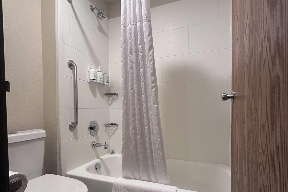 Wingate by Wyndham Pittsburgh/West Mifflin photo 3