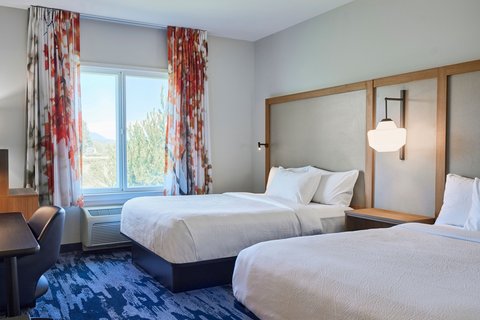 Fairfield by Marriott Inn & Suites Burlington photo 2