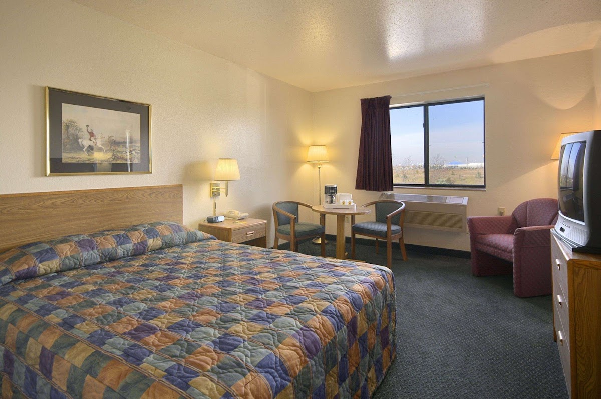 Travelodge by Wyndham Hudsonville photo 2