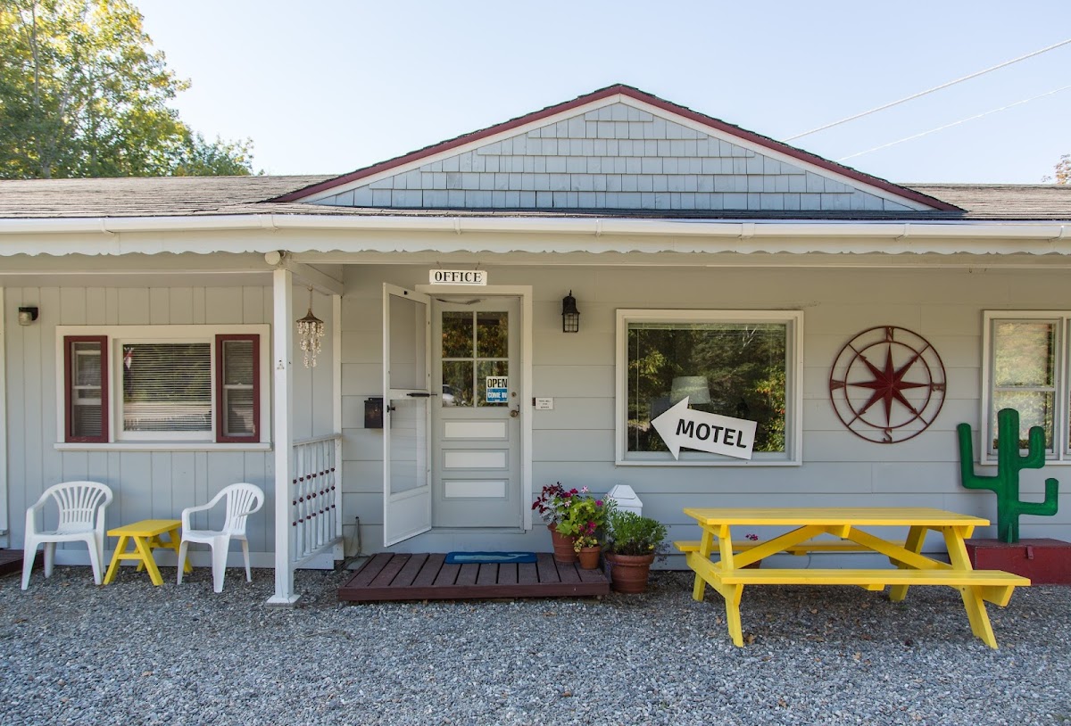 Merrybell Motel photo 3
