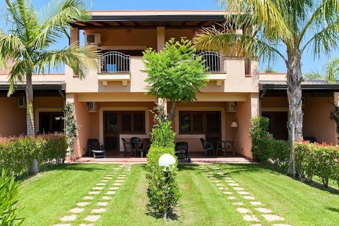 Tindari Resort & Marina Beach