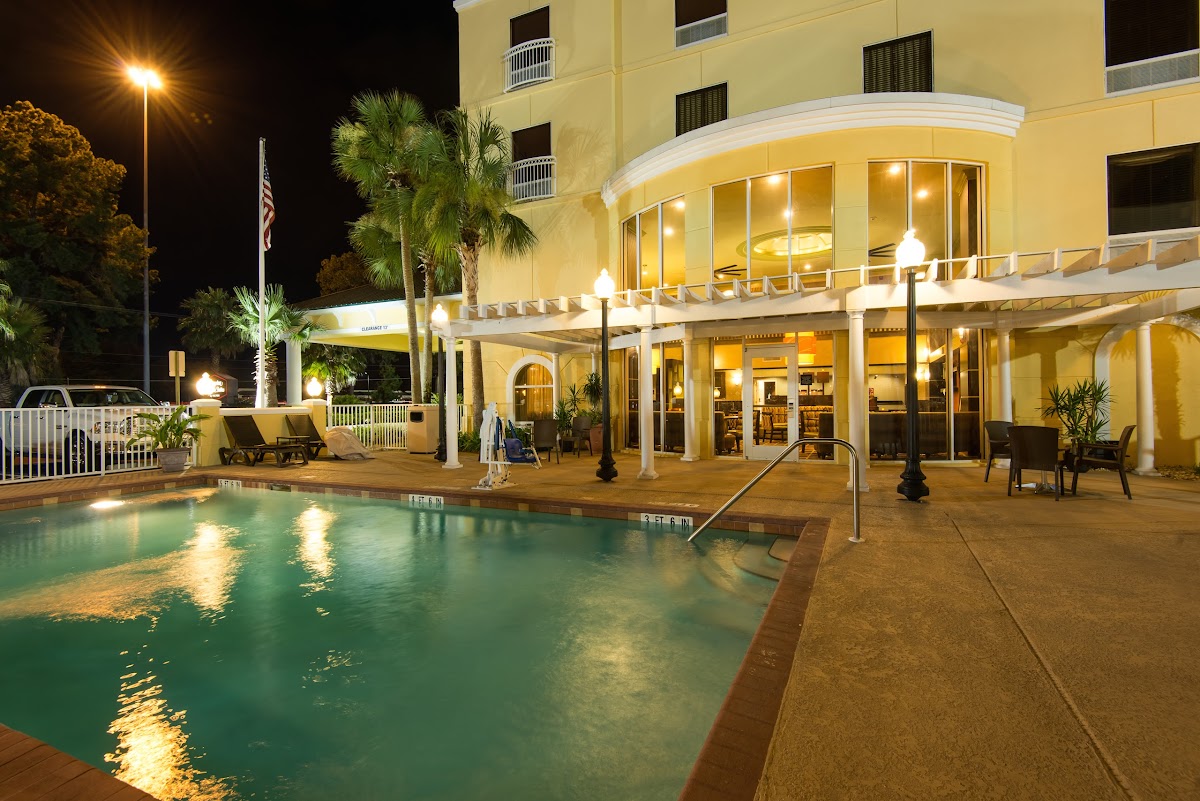 Hampton Inn & Suites Lake City photo 3