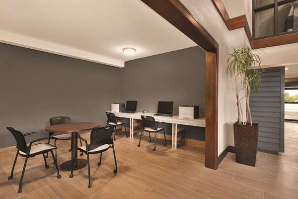 Radisson Hotel Lenexa Overland Park photo 3
