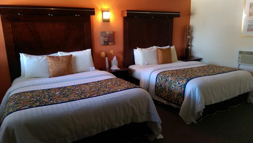 The Cadillac Motel photo 2
