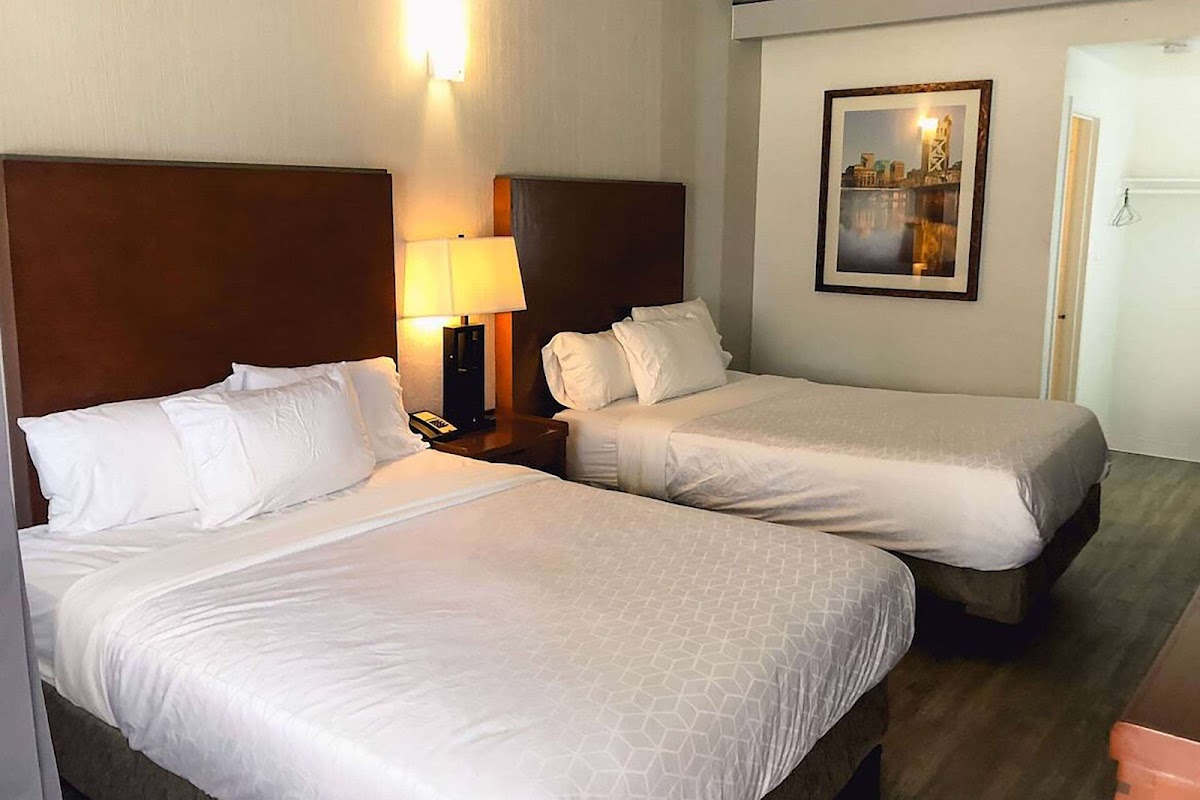Super 8 by Wyndham San Jose Airport photo 2