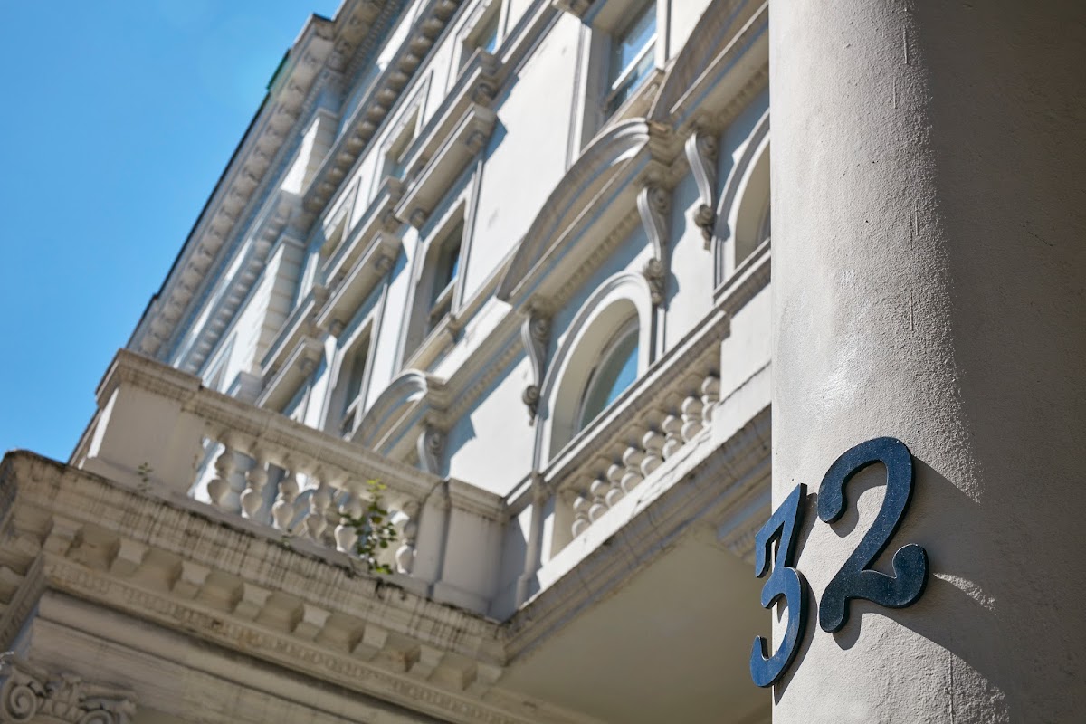 The Queen's Gate Hotel photo 3