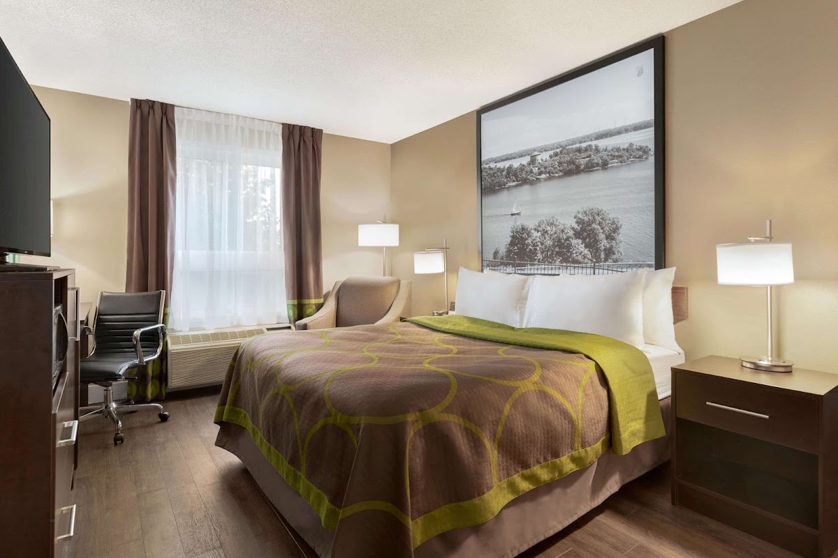Super 8 by Wyndham Ajax/Toronto On photo 2