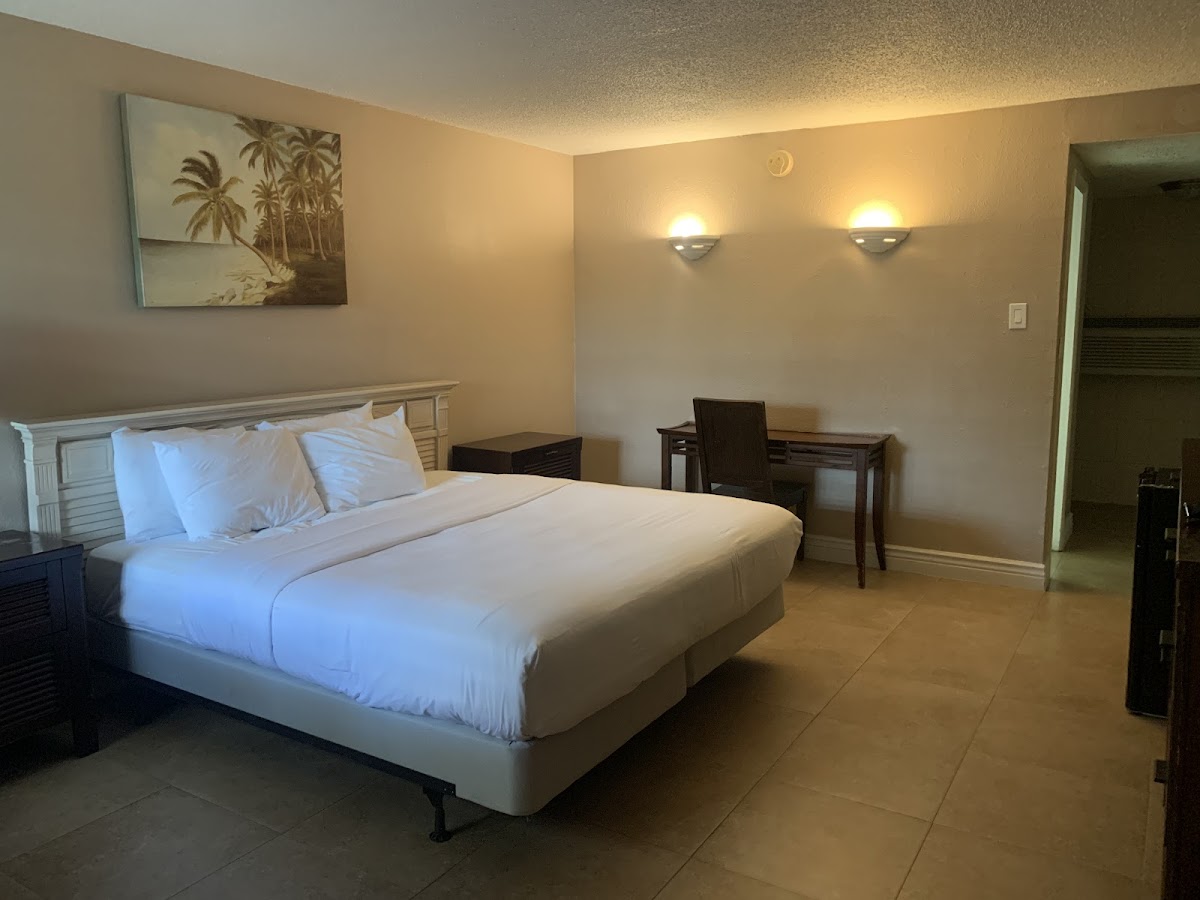 Tahitian Inn photo 2
