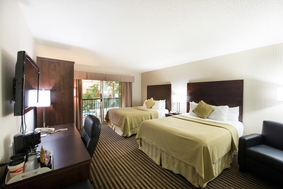 Victoria Inn Hotel & Conference Centre photo 3