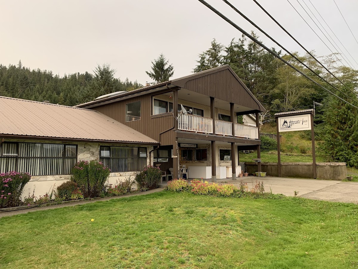 Hecate Inn