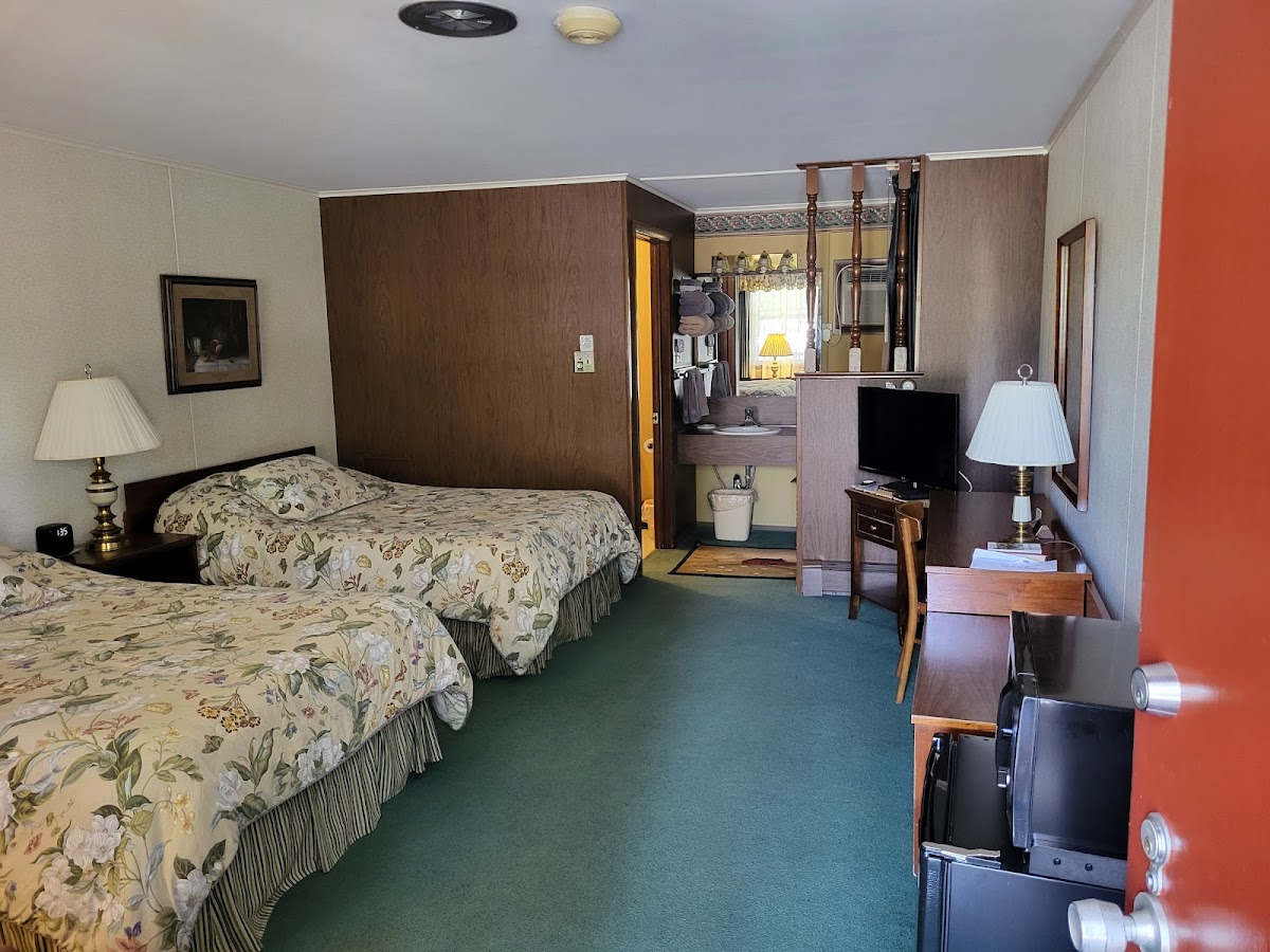 Quiet Haven Motel photo 2
