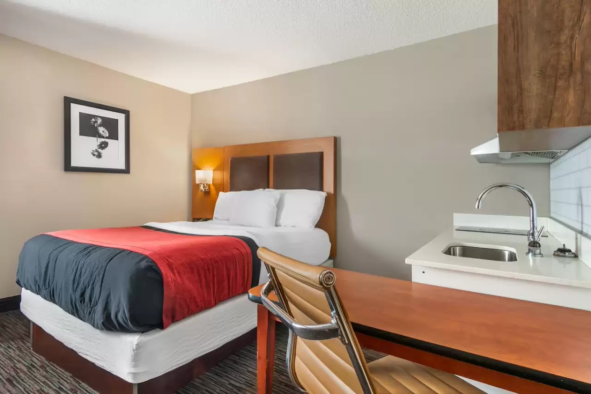 MainStay Suites Springfield IL photo 2