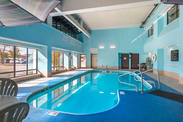 MainStay Suites Springfield IL photo 3