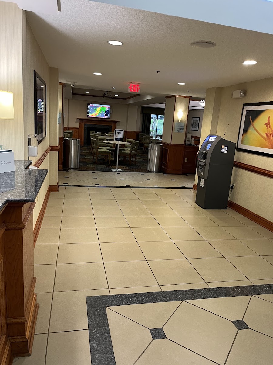 Holiday Inn Express & Suites Richmond-Brandermill-Hull St. photo 3