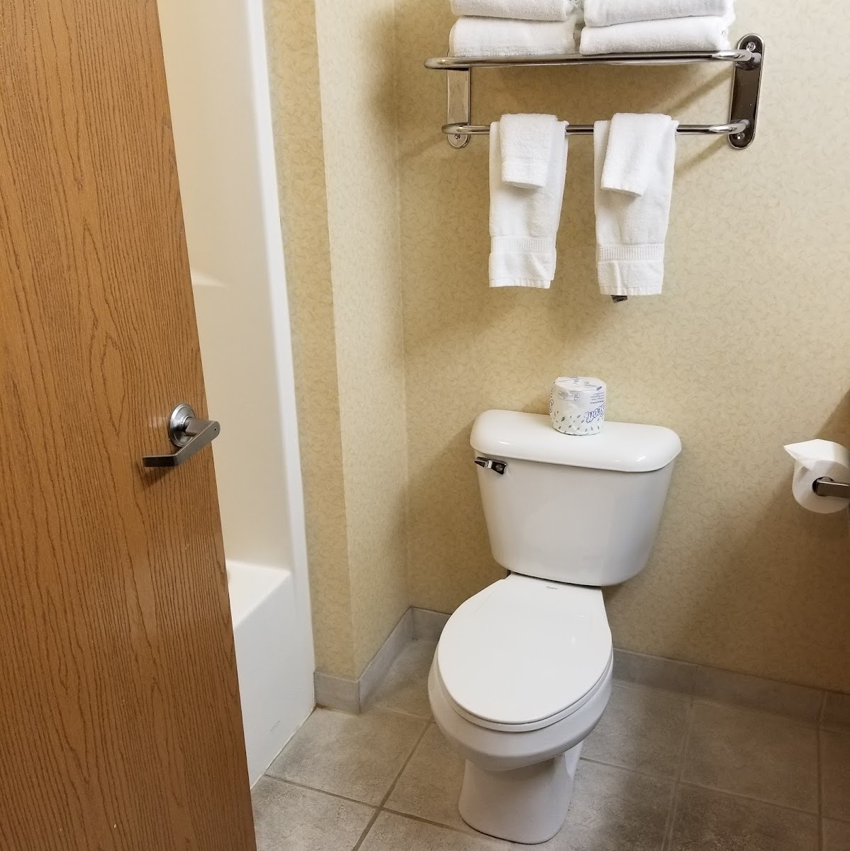 Cobblestone Suites - Ripon photo 2