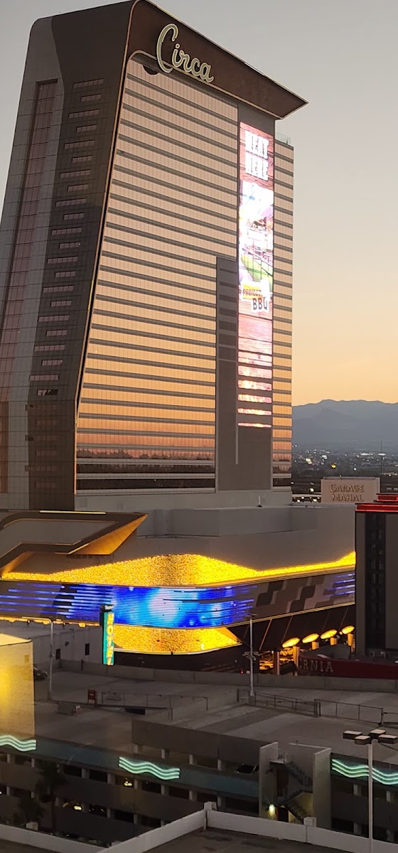 Downtown Grand Hotel & Casino photo 3