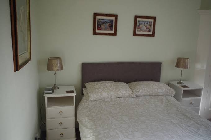 Varley House - Book Direct photo 2
