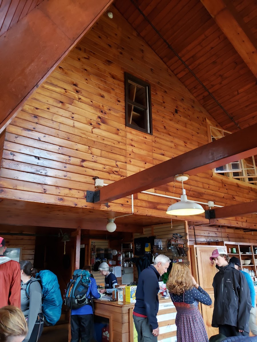 AMC Mizpah Spring Hut photo 3
