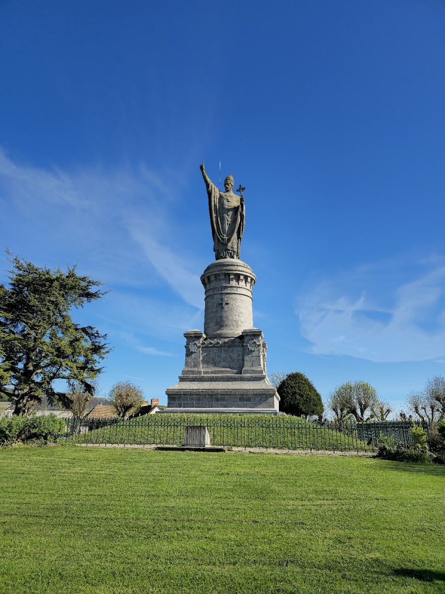 Statue of Pope Urban II