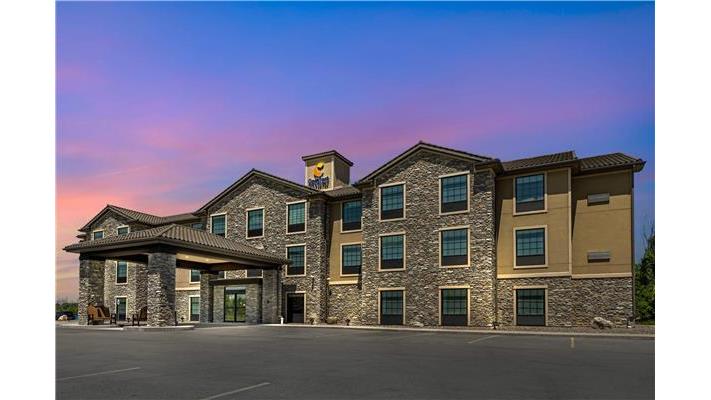Comfort Inn & Suites Medina NY near Erie Canal