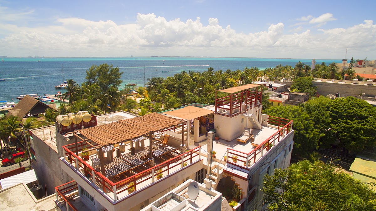 Sol Caribe Apartments & Suites