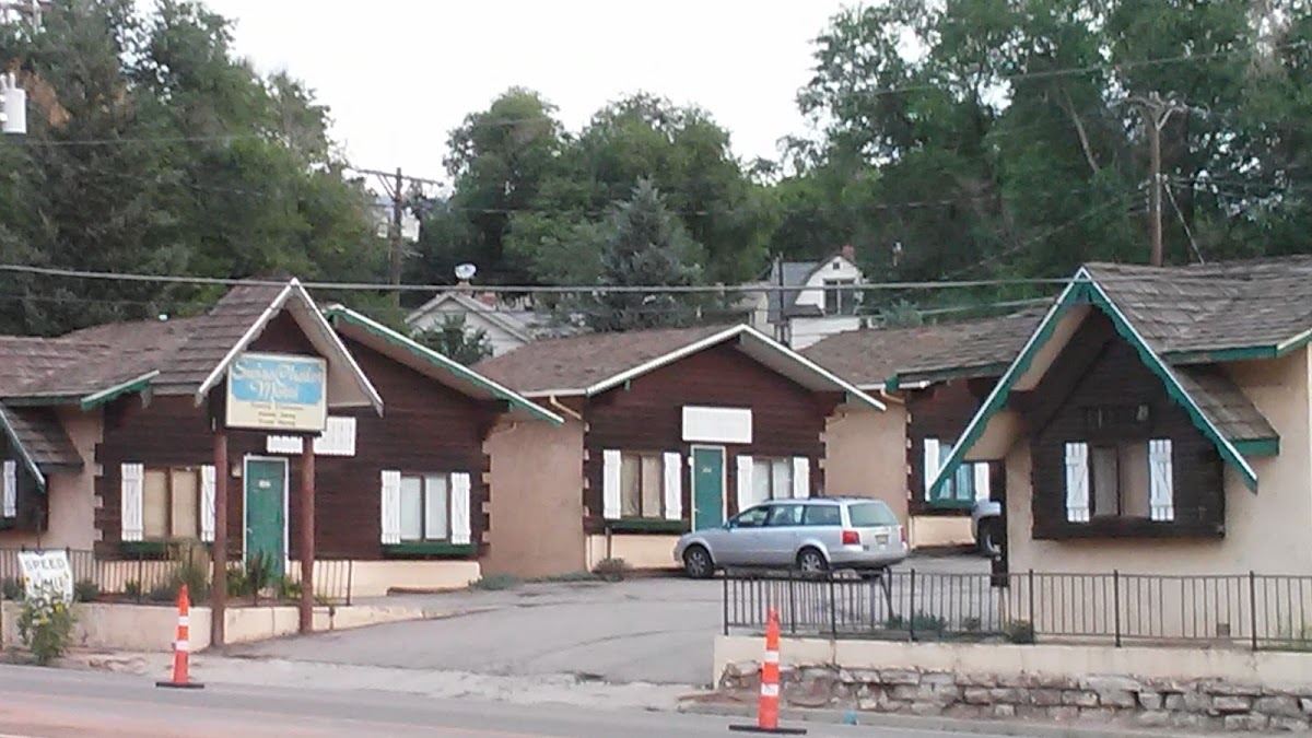 Swiss Chalet Motel