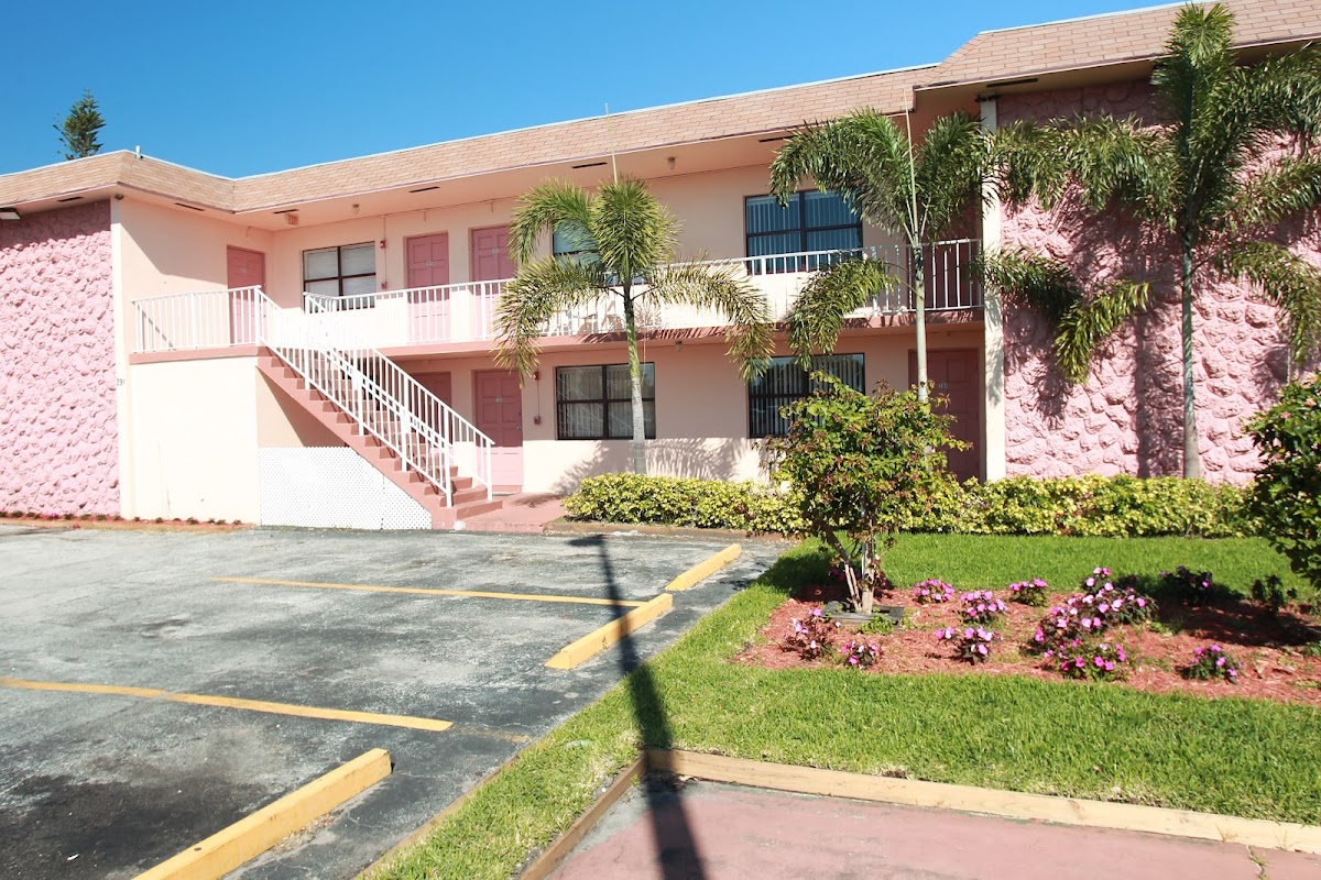 Mary Pop Apartments/Extended Stay