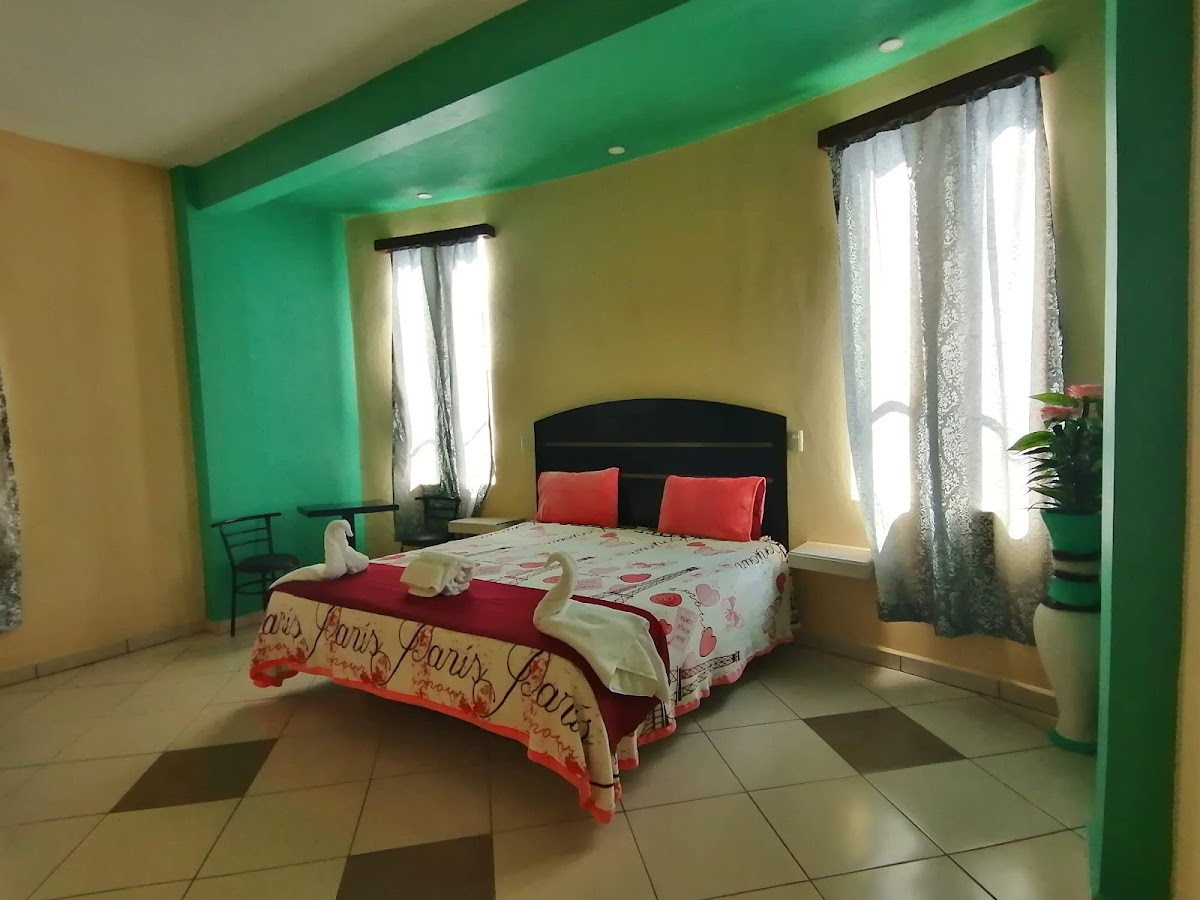 HOTEL PARIS photo 2