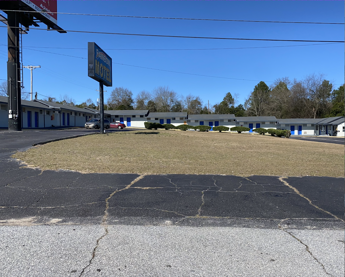 Rainbow Motel photo 2