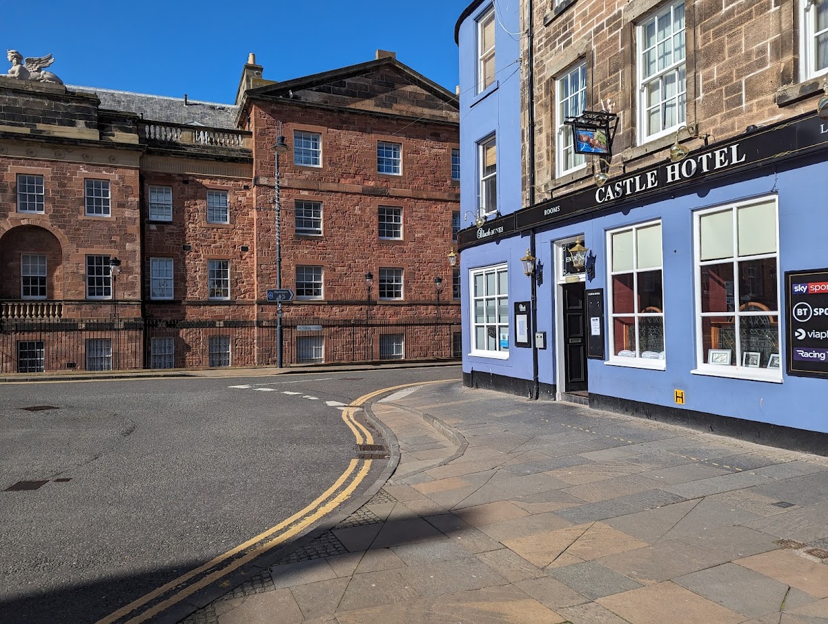 Castle Hotel