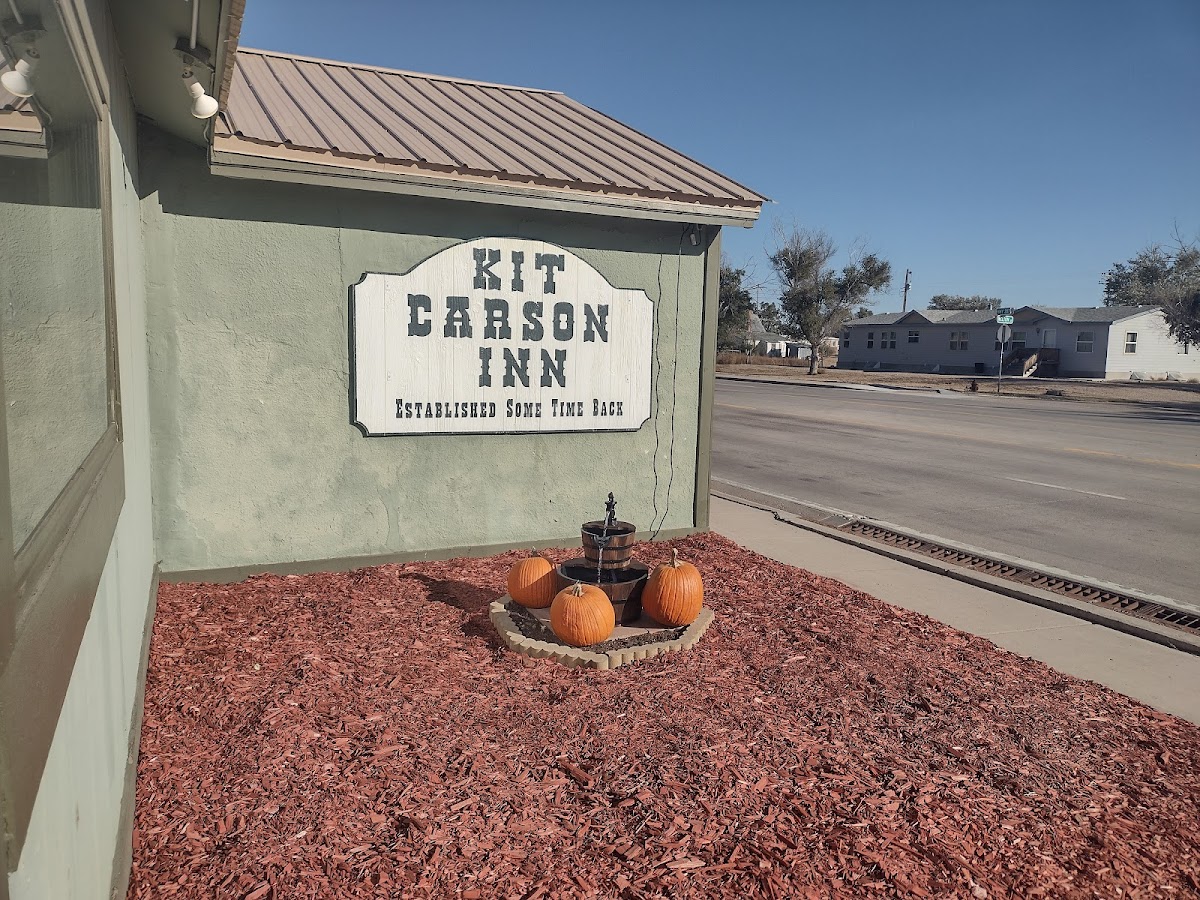 Kit Carson Inn