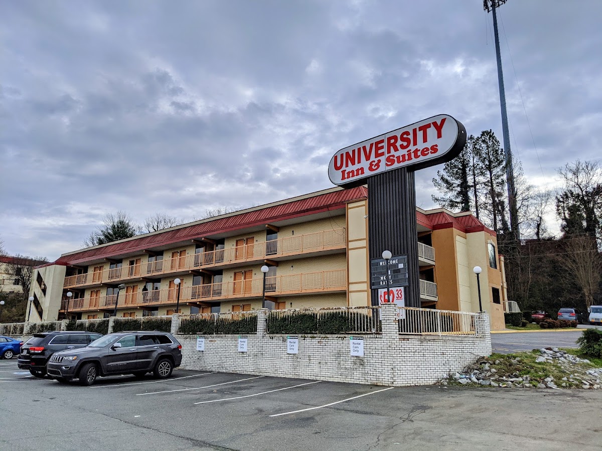 University Inn & Suites