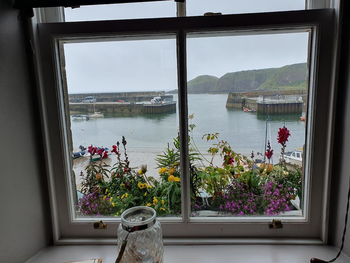 Marine Hotel photo 3