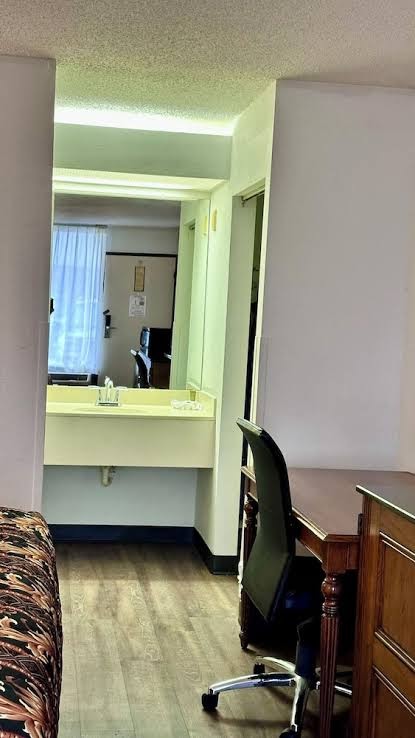 Executive Inn