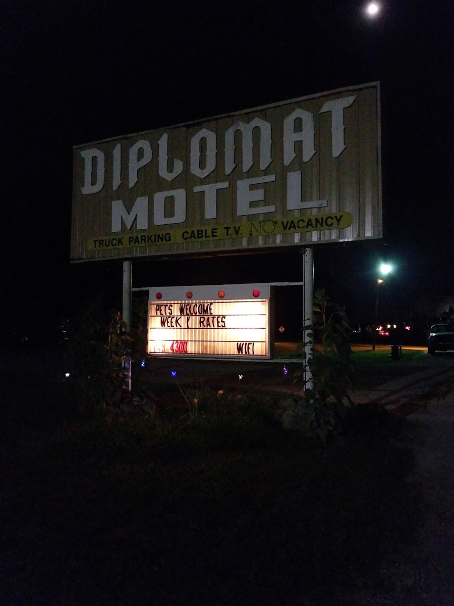 Diplomat Motel photo 2