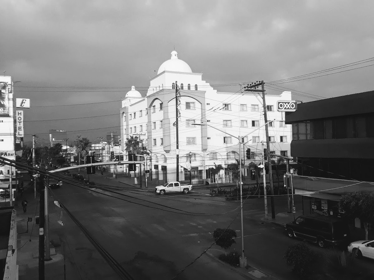 Hotel Emperador photo 2