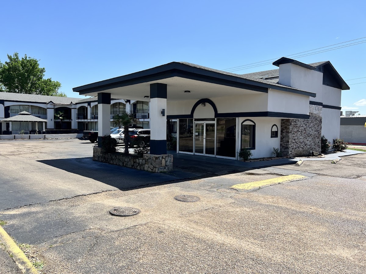Executive Inn