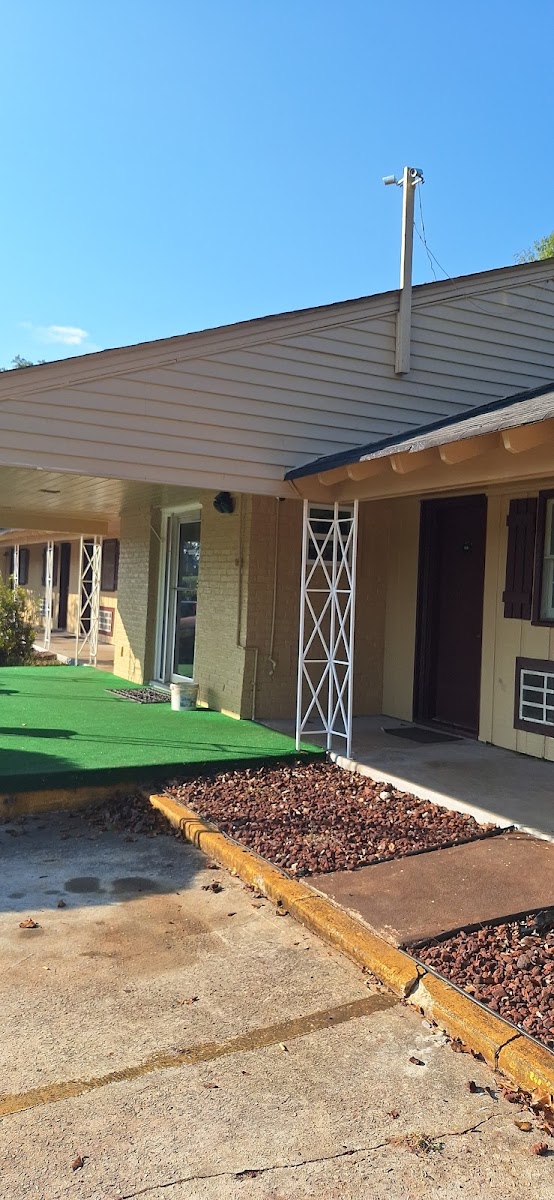 Budget Inn photo 2