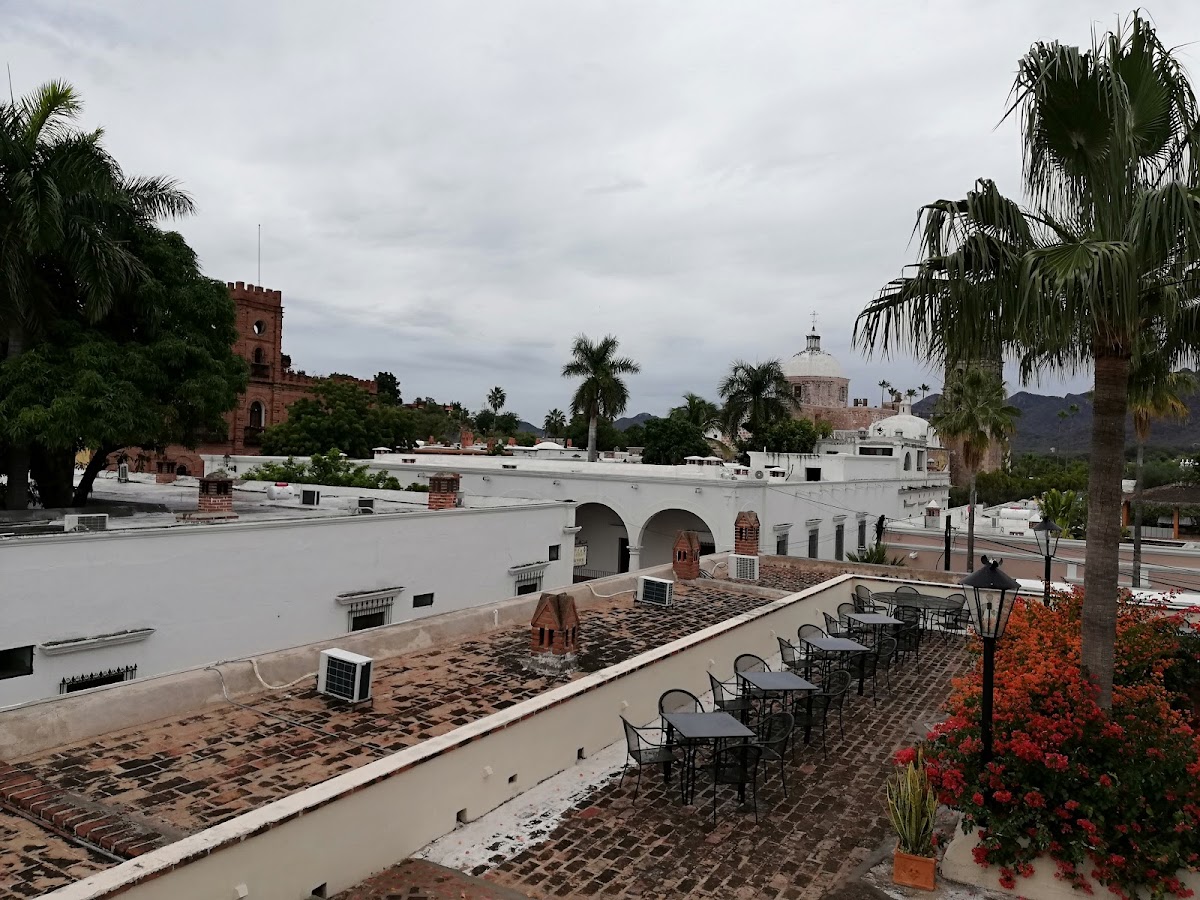 Hotel Colonial photo 2