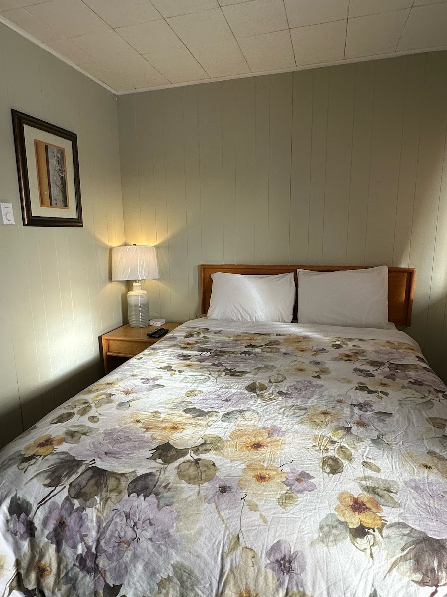 Town & Country Motel photo 2