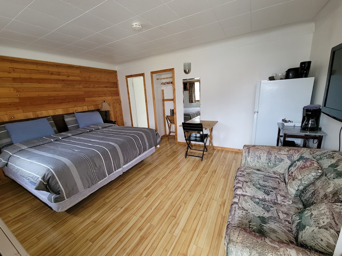 Alpine Inn photo 2